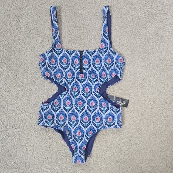 Tavik Victoria One Piece Monaco White Sand Swimsuit Size Medium - Picture 2 of 12